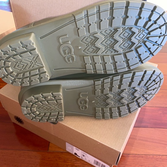 UGG Chevonne Ladies Rubber Ankle Wellington Boots Olive - Picture 3 of 4